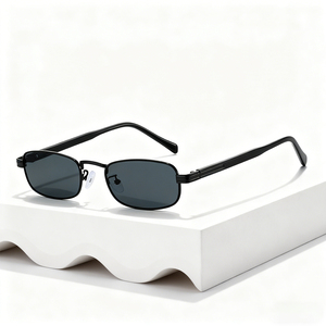 スクエアサングラス ヨーロッパ系アメリカン ハイエンド感 個性的な日焼け止め レトロファッション メタルグラス トレンド - Product Image 6