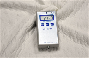 Détecteur de lunettes à ions négatifs <span class=keywords><strong>com</strong></span>-<span class=keywords><strong>3010pro</strong></span> testeur d'ions tissu de carreaux - Product Image 4