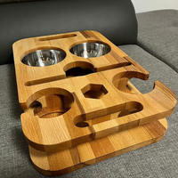 Console de canapé portable et pliable en bambou sur mesure pour les amateurs de télévision, avec porte-gobelet, plateau pour boissons et collations, et espace de travail pour le lit