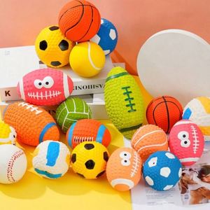 Juguetes chirriantes de látex para mascotas rellenos de algodón, juguetes para perros de rugby, fútbol y voleibol, accesorios duraderos para el juego de mascotas. - Product Image 2