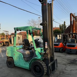 Chariot élévateur d'occasion Mitsubishi en promotion, 3,5 tonnes, 5 tonnes, fabriqué au Japon, moteur diesel d'origine, tout-terrain, mât multi-sections, fourche 1000x200mm, capacité de charge 1000mm - Product Image 2