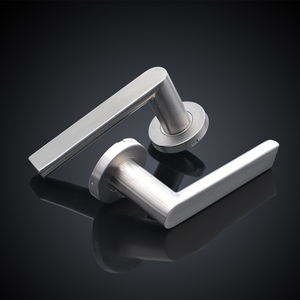 Herrajes de manija de puerta de confianza clásica para puerta de madera - Product Image 2