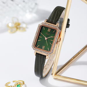 Reloj de Cuarzo para Mujer con Esfera Cuadrada de Moda, Especial de Navidad con Diseño de Lujo con Cristales - Product Image 4