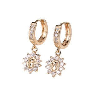 Wholesale Jewelry <strong>Pendiente</strong> De <strong>Gota</strong> 18k Gold Plated Religious Christian Flower Shape clear Zircon Virgin Mary Hoop Drop Earring - Product Image 2