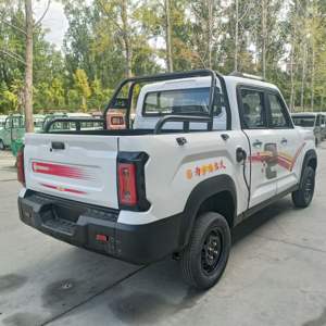 Coupe Style <b>Mini</b> Pickup Electric Truck with <100km NEDC Range 50kW <b>Motor</b> 30kWh Battery Four-wheel Disc Brakes for Sale - Product Image 4