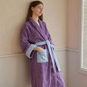 Peignoir de luxe pour femmes en coton éponge, robe de chambre rayée de créateur, tissu tissé respirant, confort d'hiver - Product Image 1