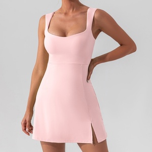 Nouvelles arrivées pour femmes : Robe-jupe une pièce sexy avec bretelles, en nylon et élasthanne extensible, pour le yoga, le fitness, le pickleball et le tennis - Product Image 1
