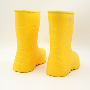 Bán Buôn Unisex Bông Giày Đơn Giản Và Thời Trang Giữa Khởi Động Cho Nam Giới Và Phụ Nữ Không Thấm Nước Chống Trơn Trượt Cho Mùa Hè Mùa Đông - Product Image 3