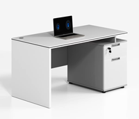 Bureau d'ordinateur moderne blanc avec poste de travail pour personnel et meuble à 3 tiroirs verrouillables pour suite
