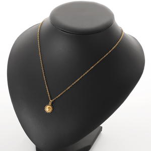 Collar de Cadena Cruzada Simple y Económico al por Mayor <span class=keywords><strong>2026</strong></span>, Colgante de Sol de Acero Inoxidable Dorado, Collar Delicado de Acero Titanio para Mujer - Product Image 3