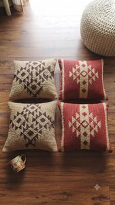 Housse de coussin artisanale style sud-ouest, motif géométrique losanges tribaux, rouge rouille, beige, gris, mélange de coton, décoration bohème pour la maison - Product Image 4