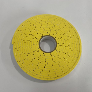 Nastro Biadesivo in Schiuma EVA Pretagliato a Quadrati da 3mm con Forte Adesione - Product Image 2