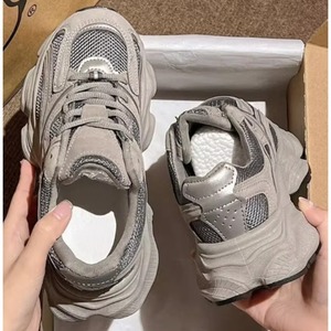 Chaussures de marche tendance en daim de haute qualité, à semelle épaisse et amortissante, respirantes, pour l'été et l'hiver, confortables et rehaussantes - Product Image 4