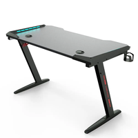 Escritorio Gaming Wqantum de Alta Calidad con Superficie de Melamina de Madera, Forma de Z, LED RGB y Portavasos para PC