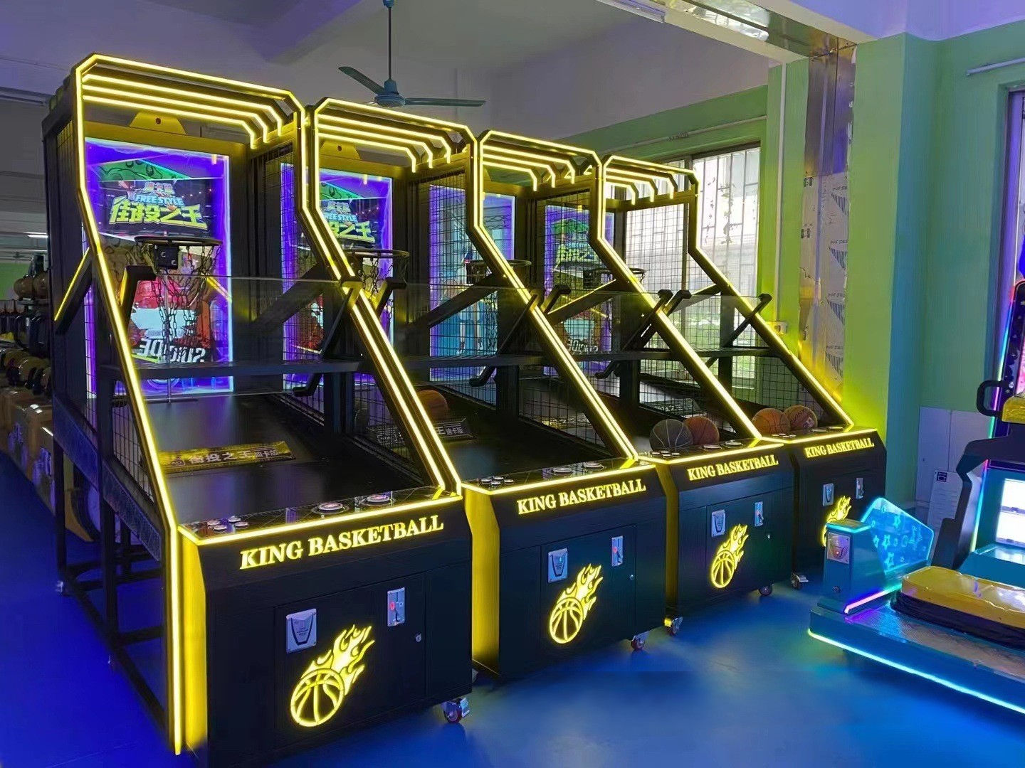 เครื่องยิงบาสเก็ตบอล LCD