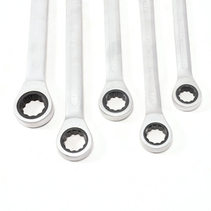 Clé à cliquet combinée de qualité industrielle 8-32 mm métrique OEM à couple élevé pour la réparation automobile et le serrage des boulons et des écrous - Product Image 4