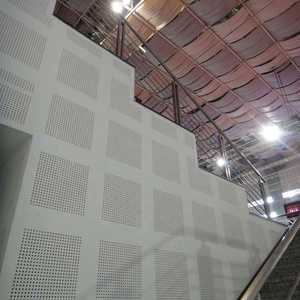 Plafonds en plaques de plâtre perforées acoustiques à trous ronds <span class=keywords><strong>pour</strong></span> <span class=keywords><strong>plafond</strong></span> suspendu avec panneau de plâtre acoustique Nrc0.85 Bon son - Product Image 1