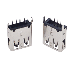 Connecteur USB 2.0 Type-A femelle à profil bas, corps court de 11,5 mm avec bride renforcée pour un montage horizontal sécurisé sur circuit imprimé - Product Image 4