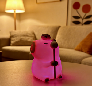 Linda Lámpara Nocturna LED de Capibara, Lámpara de Noche de Silicona Suave, Recargable por USB, con Cambio de Color para Bebés y Niños - Product Image 5