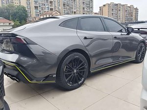Changan UNI-V 1.5T Premium Sport Sedan 188 CV Turbo Elegante Berlina 5 Posti Benzina Auto da Esportazione Guida a Sinistra Euro <span class=keywords><strong>VI</strong></span> 2022 - Product Image 4