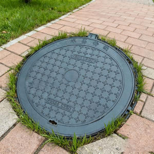 Coperchi per Tombini Rotondi in Ghisa Sferoidale EN124 C250 con Vernice Nera Asfaltica, Dimensioni e Forme Personalizzabili, Marca Jin Zhisheng - Product Image 1