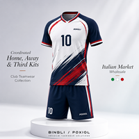 Tenues de football personnalisées domicile, extérieur et troisième maillot, maillots et shorts personnalisés, tenues d'équipe entièrement sublimées pour les clubs et académies italiens
