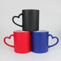 Taza de Café de Cerámica en Forma de Corazón, con Acabado Brillante, Cambia de Color con el Calor, Diseño Clásico, Taza Mágica, Venta al Por Mayor del Fabricante