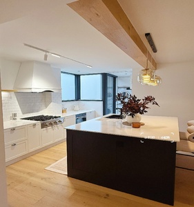 Ensemble de meubles de cuisine modulaires modernes de luxe en contreplaqué avec finition bois, ensemble complet - Product Image 2