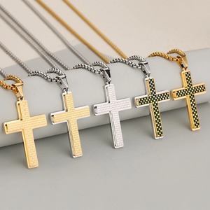 Collar con Colgante de Cruz de Acero Inoxidable con Diseño de Tablero de Ajedrez, para Hombre y Mujer, Clásico, de Doble Capa, Resistente al Deslustre, Impermeable, Amuleto Religioso - Product Image 5