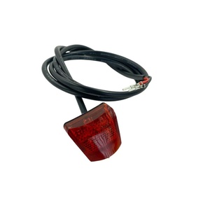 Accesorios de Luz Trasera para Scooter Eléctrico Kukirin G2 Pro, Piezas de Repuesto, Guardabarros Trasero, Luz Roja de Advertencia - Product Image 5