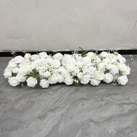 Camino de Mesa de Flores Artificiales con Rosas Blancas y Babysbreath, Decoración Floral para Mesa de Boda o Sofá, Entrega en 7 Días