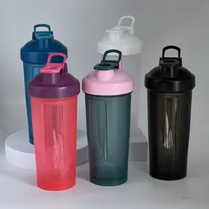 स्पोर्ट्स वॉटर पीने की बोतल के लिए लोगो के साथ नया डिज़ाइन अनुकूलित फिटनेस ब्लेंडर प्रोटीन शेकर बोतल जिम शेकर कप