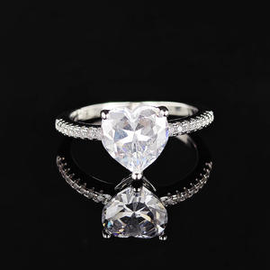 แฟชั่นมาใหม่แหวนสัญญารูปหัวใจสีเงินสุดหรูสำหรับคนรักสาวของขวัญงานปาร์ตี้ - Product Image 4