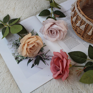Fiore Artificiale Rosa Luna Stellata Singola, Bouquet Vintage Europeo per Foto, Decorazione Soggiorno, Arredamento Negozio, Fiori in Seta - Product Image 5