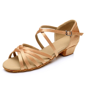Chaussures <span class=keywords><strong>de</strong></span> danse latine pour enfants en gros à prix réduit, chaussures <span class=keywords><strong>de</strong></span> danse <span class=keywords><strong>de</strong></span> salon pour filles, chaussures <span class=keywords><strong>de</strong></span> <span class=keywords><strong>salsa</strong></span> pour femmes - Product Image 3