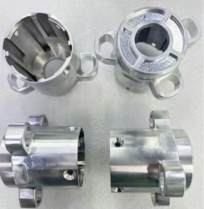 Özel yapılmış CNC işleme pirinç Metal parçaları endüstriyel ekipman için yüksek hassasiyetli motosiklet aksesuarları - Product Image 4