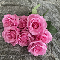 EG-S241 Dekorative Künstliche Blumen mit 7 Köpfen aus Seide, Roter Kunstblumenstrauß für Hochzeit und Braut