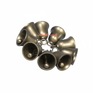 Cloches en métal oxydé en laiton antique avec clapets pour projets d'artisanat, bricolage, décoration de Noël - Product Image 1