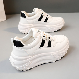 LYKU 2026 Nouvelles Chaussures Femme Tendance Printemps-Été-Automne à Semelle Épaisse Respirantes Antidérapantes EVERGREEN à Lacets Rehaussantes Sportives - Product Image 4