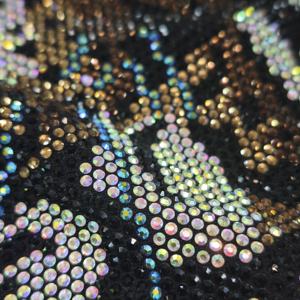 Cristales de Estrás Termoadhesivos Planos 3D Ecológicos de la Más Alta Calidad al por Mayor para Vestidos de Novia, Zapatos, Prendas y Bolsos - Product Image 2