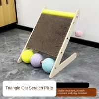 Griffoir pour chat en carton ondulé durable avec base en bois, griffoir multifonctionnel avec balles en sisal interactives et jouet suspendu