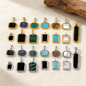 Кулон из 18-каратного золота и нержавеющей стали с натуральными камнями — бирюза, ракушка, черный оникс |   Водонепроницаемый и гипоаллергенный - Product Image 6