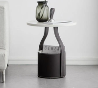 Table basse moderne pour salon, petite, ronde, avec structure en métal et plateau en cuir, design d'angle intelligent, disponible en blanc/noir/orange