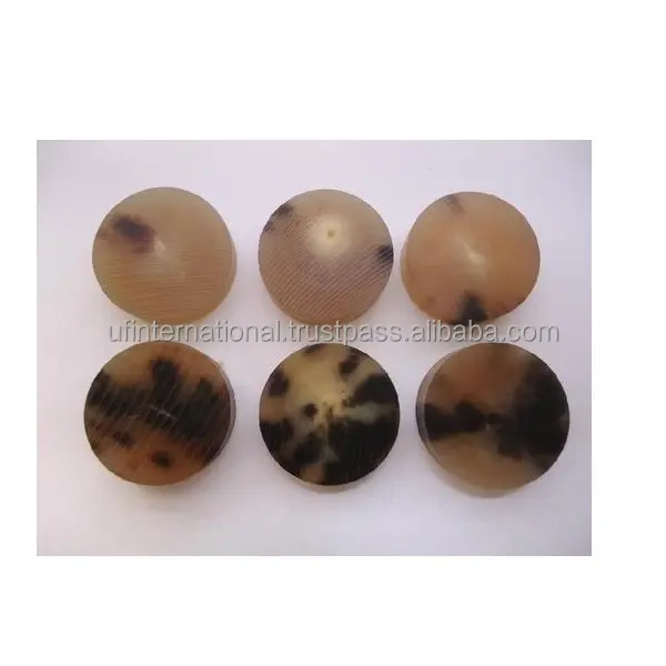 100% Best horn color horn Button natural color button real buffalo horn with customize size for Hot sale