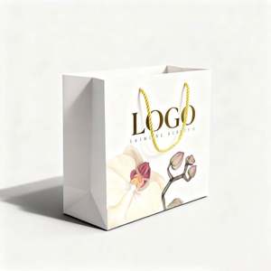 Sac d'emballage pour vêtements en feuille d'or personnalisé en usine, sac de transport en papier de luxe pour les marques de chaussures, de vêtements et de lingerie - Product Image 1