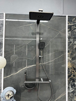 Ensemble de douche à effet pluie avec clavier de piano numérique blanc gunmetal, prix d'usine 2025, massage, thermostatique, triple poignée, hôtel