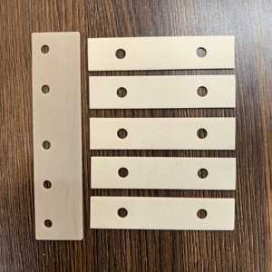 ALN 알루미나 세라믹 스페이서 블록 시트 기재 산업용 부품 3300-3600 Mpa 압축 강도 1600C 최대 온도 250-270T - Product Image 6