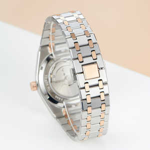 Reloj de Hombre Miyota 8215 Automático de Alta Calidad, Luminoso, con Calendario, 40 mm, Acero Inoxidable, Mecánico, Clásico, de Lujo, con Logotipo Personalizado - Product Image 3