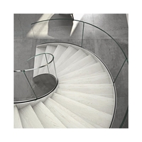 Escalier en arc moderne et unique, personnalisable, marches en verre/bois/pierre, profil en U en verre pour intérieur, centre commercial, villa, hôtel et extérieur