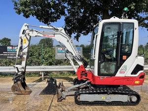 Miniexcavadora de cadenas Takeuchi TB225 de 3.5 toneladas, usada/nueva, con bomba diésel KOOP/KYB y motor Bosch Rexroth, alto momento de carga. - Product Image 4